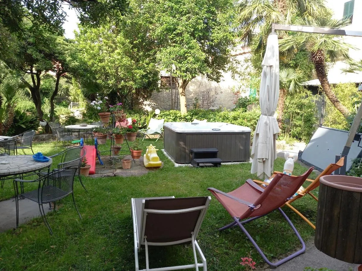 Hotel Miramare لافانيا