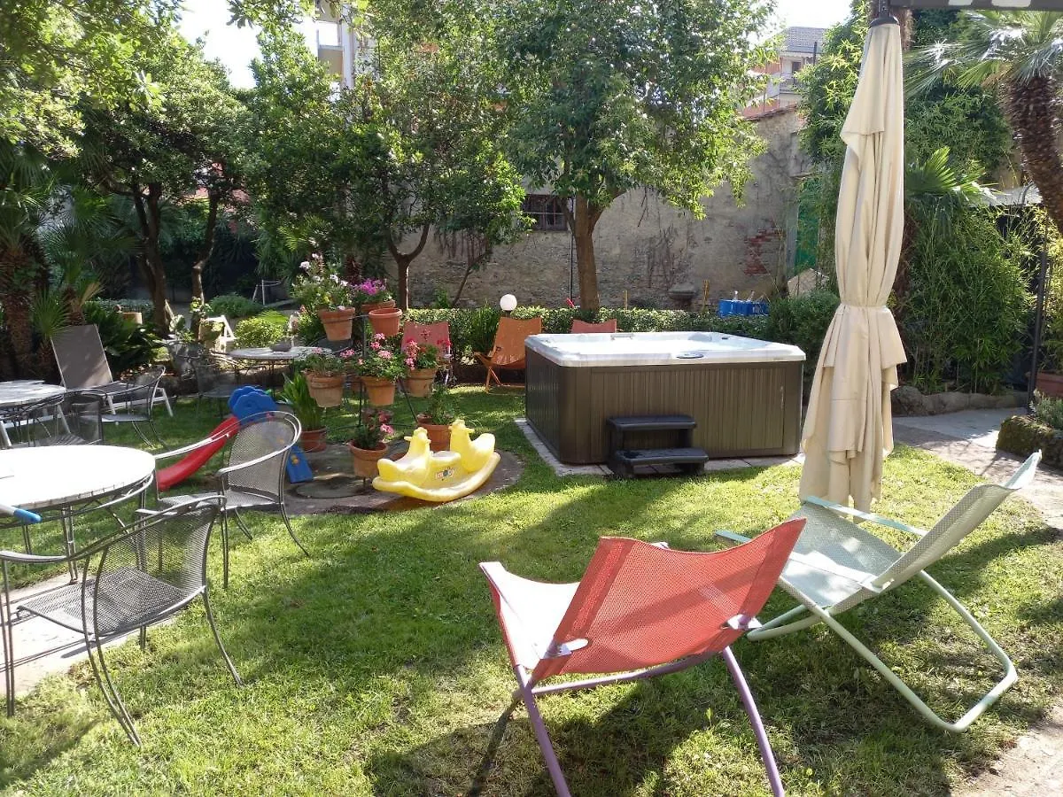 Hotel Miramare Lavagna 3*,